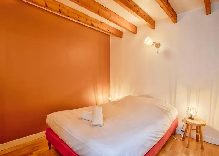 Pensjonat The Castle House Caen